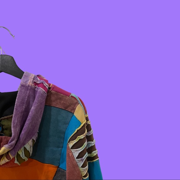 Rising International Zip up - Picture 4 of 5